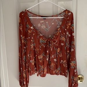 American eagle floral blouse